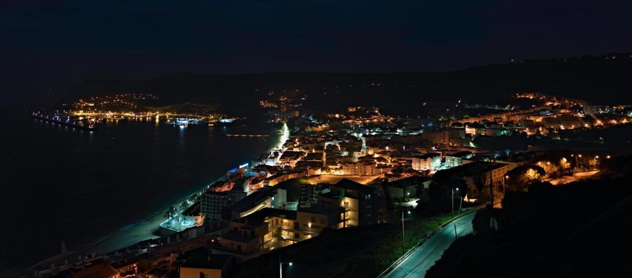 Sea View Apartment Sesimbra- Apartamento Vista Mar 外观 照片